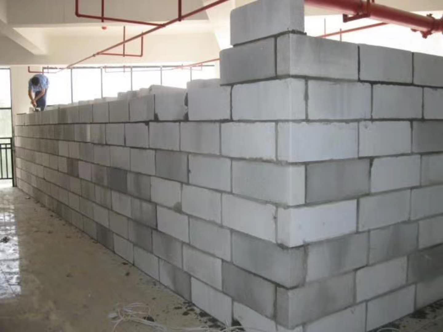 宛城蒸压加气混凝土砌块承重墙静力和抗震性能的研究